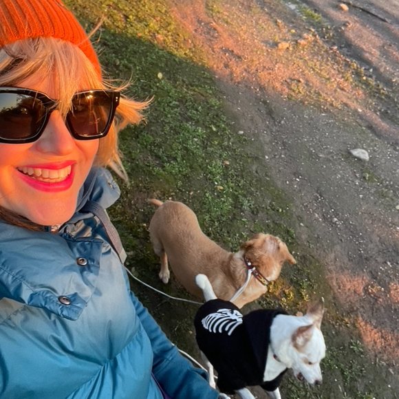 Meet your Posher, Crystal - Picture 3 of 4